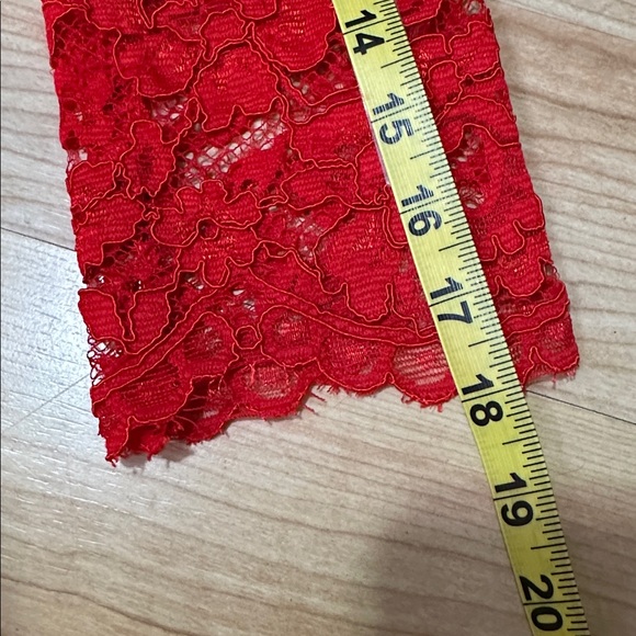 Elegant Red Cocktail Dress with Sheer Lace Overlay and 3/4 Sleeve Size 4 - Picture 8 of 14